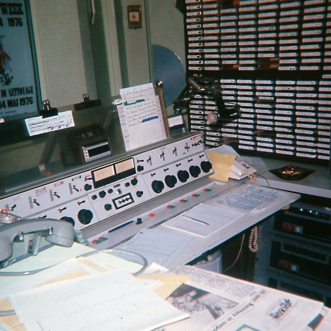 Cambrian AM, FM, TV Reception Desk and Area